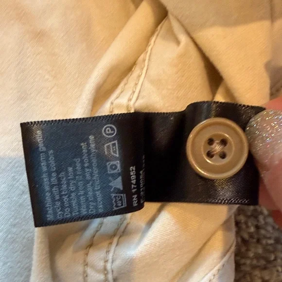 Flint and Tinder Men’s M Cream Button-Up Denim Shirt - Picture 4 of 12